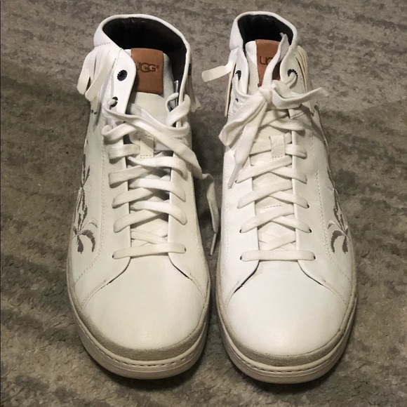 UGG Other - Ugg Australia Mens Cali Fringe Palms Sneakers